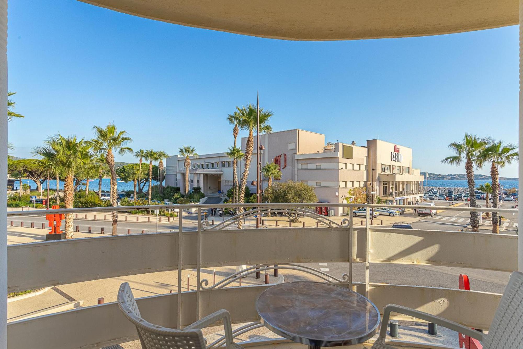 Hotel De La Baie Bandol Quarto foto